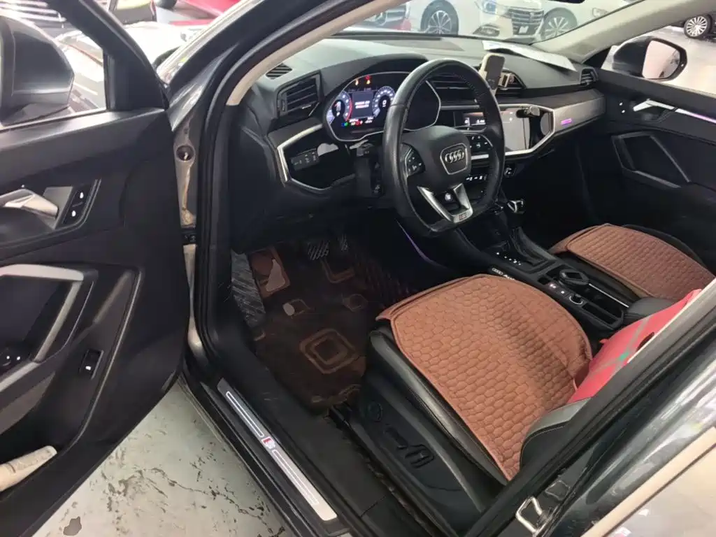 Audi Q3 Sportback — миниатюра 16