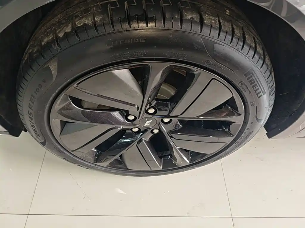 Li Auto Li L9 — миниатюра 23