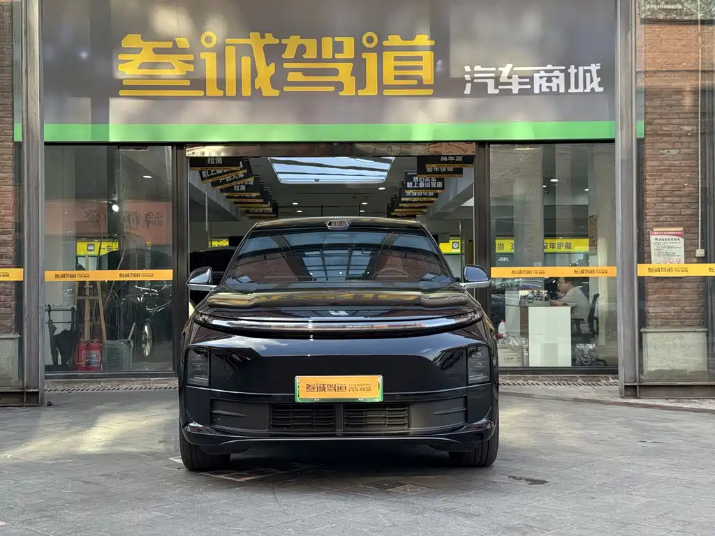 Li Auto Li L6 — миниатюра 2