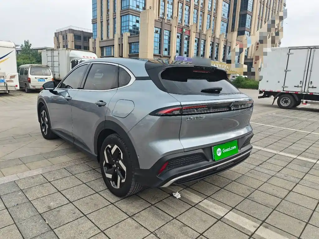 Baojun Yunhai — миниатюра 5