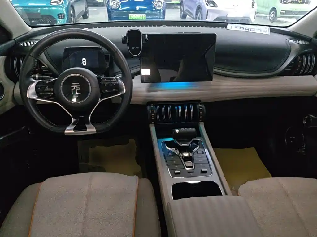 BYD Yuan Plus — миниатюра 10