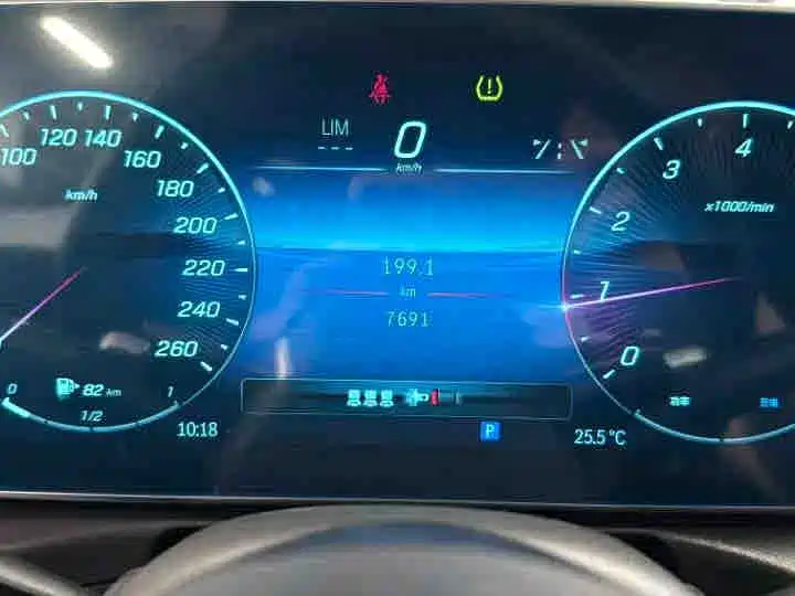 Mercedes-Benz C-Class — миниатюра 4