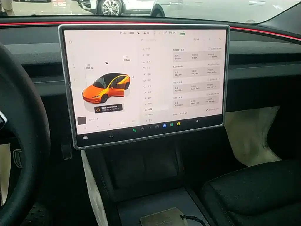 Tesla Model 3 — миниатюра 13