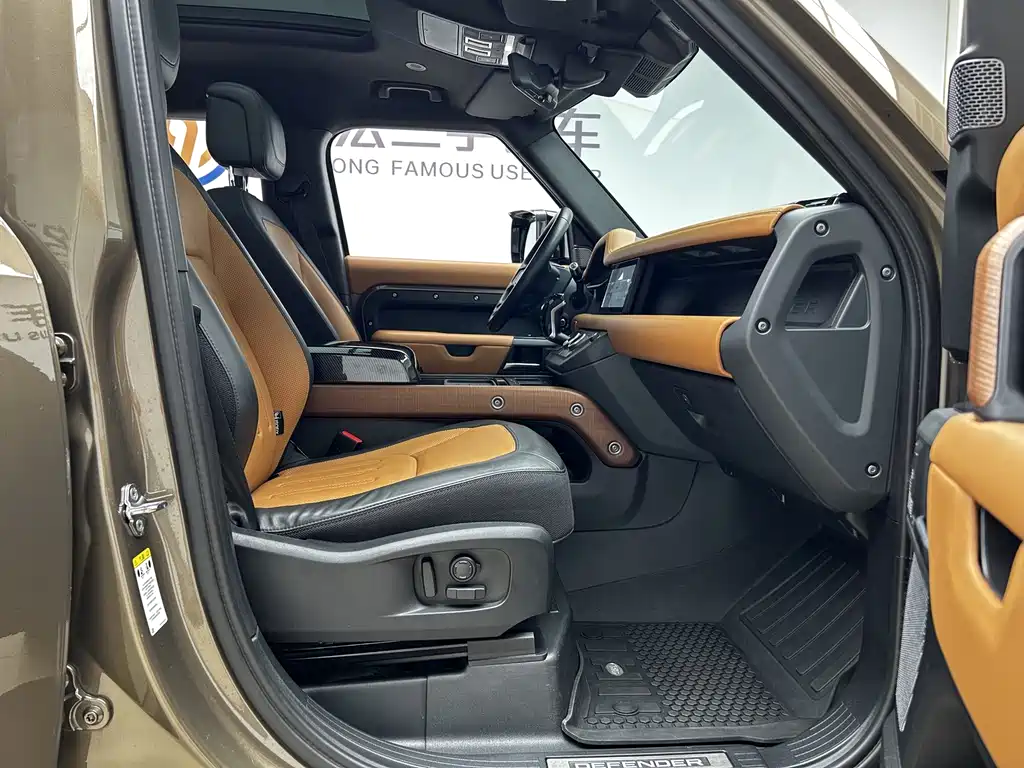 Land Rover Defender — миниатюра 15