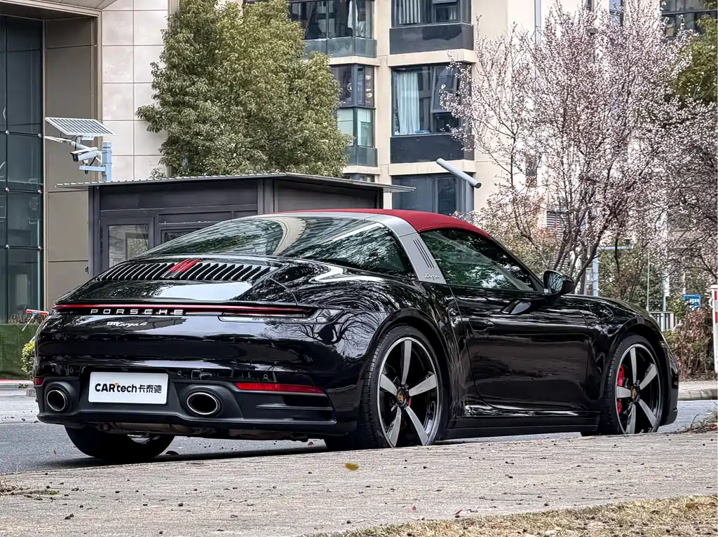 Porsche 911 2022 Targa 4 3.0T