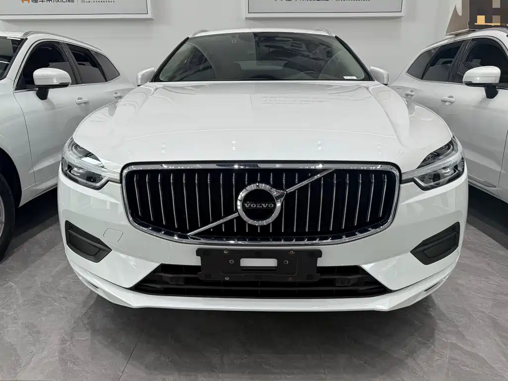 Volvo XC60 2019 T5 V