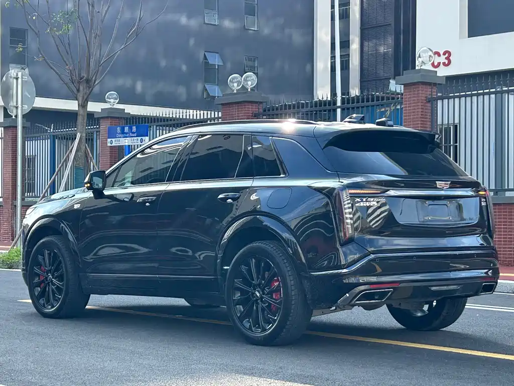 Cadillac XT5 — миниатюра 4