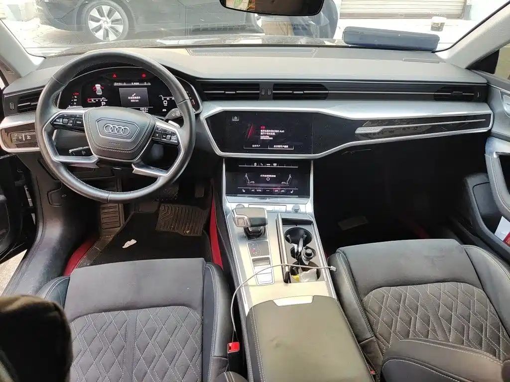 Audi A7L — миниатюра 5