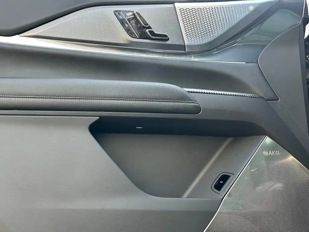 Cadillac XT5 — миниатюра 26