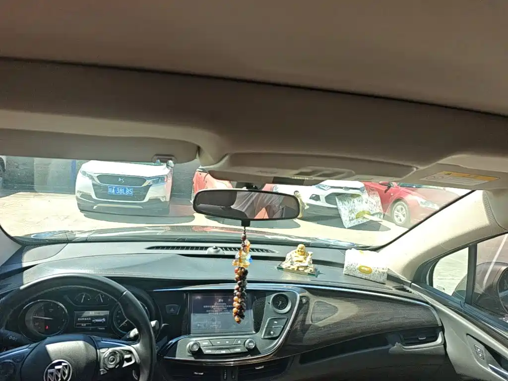 Buick Envision Plus — миниатюра 25