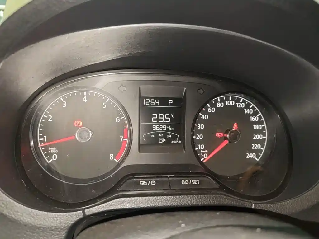 Volkswagen Polo — миниатюра 12