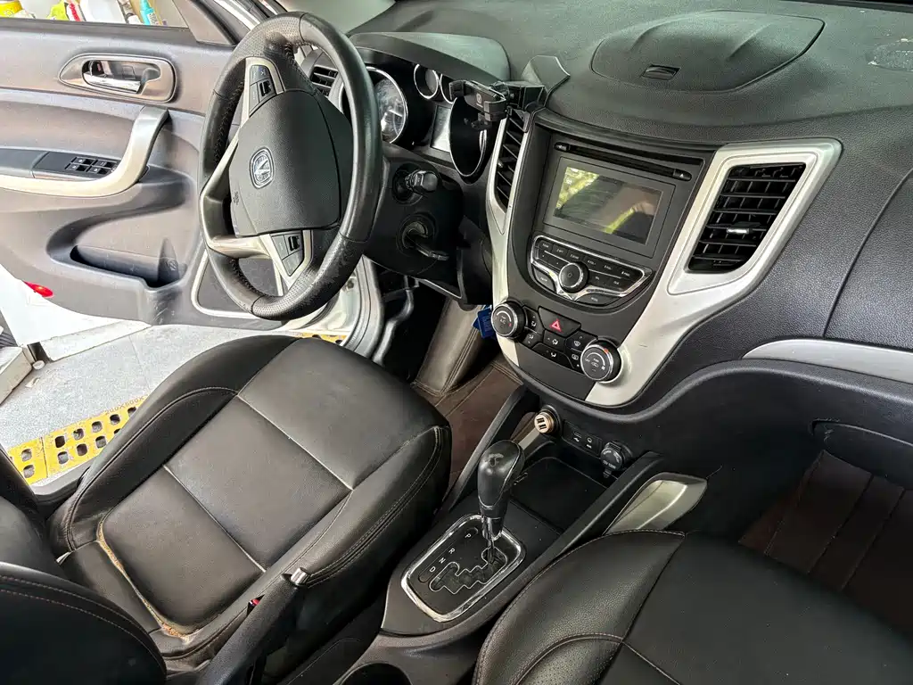 Changan CS35 — миниатюра 7