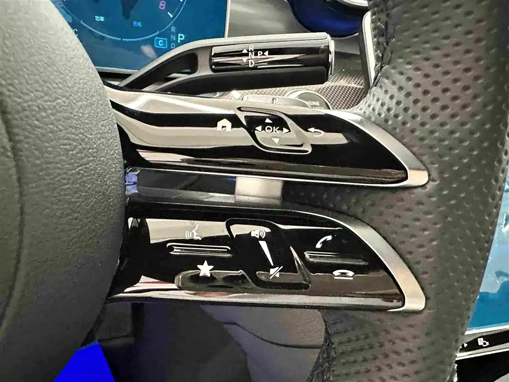 Mercedes-Benz C-Class — миниатюра 10