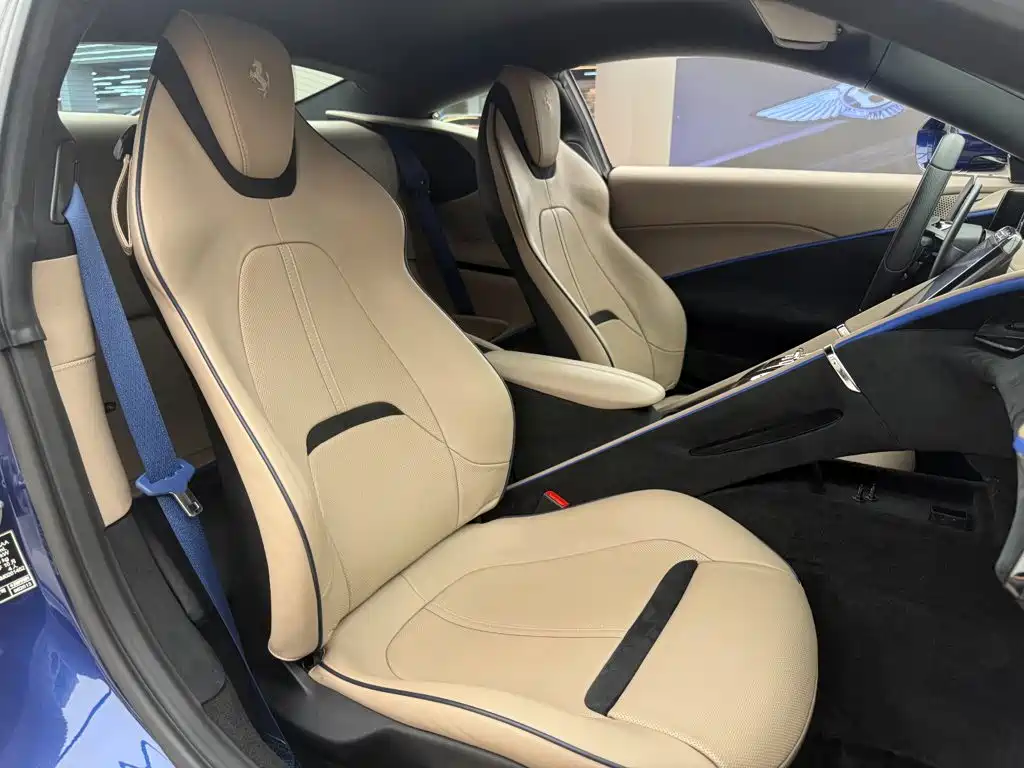 Ferrari Roma — миниатюра 13