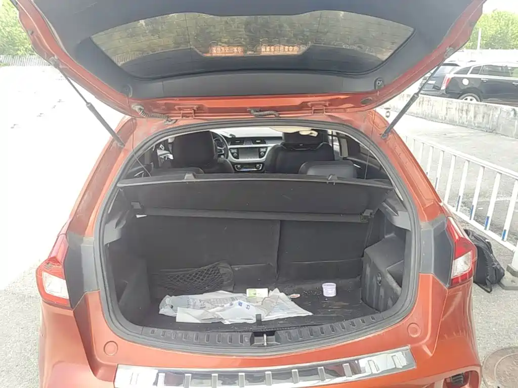 Geely Vision X3 — миниатюра 19