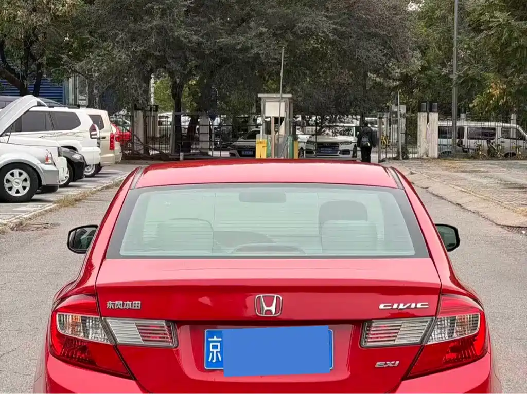 Honda Civic — миниатюра 5