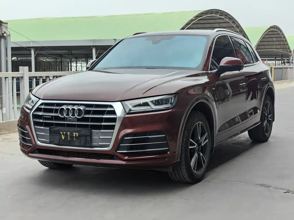 Купить Audi Q5L