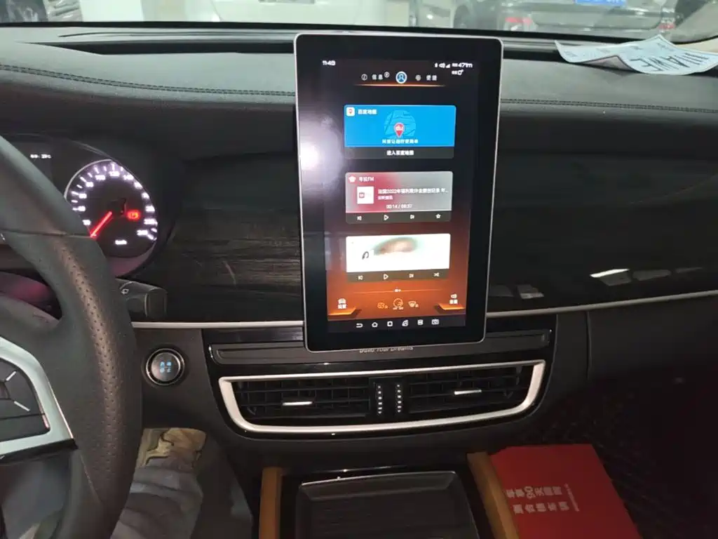 BYD MAX — миниатюра 13