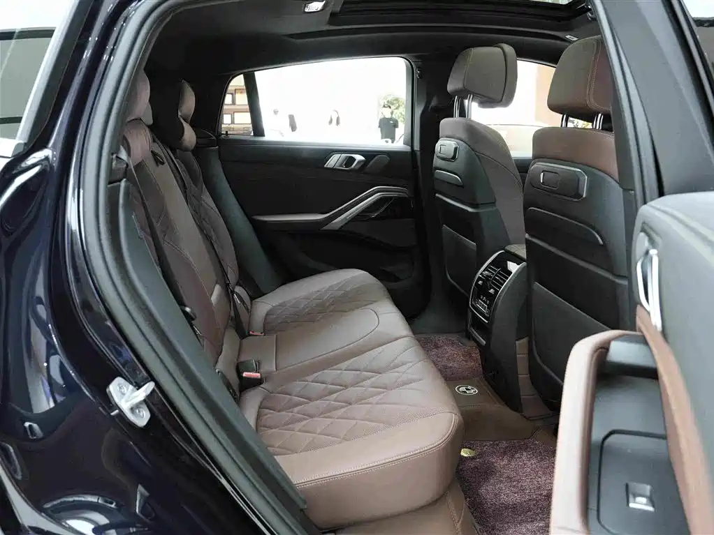 BMW X6 — миниатюра 13