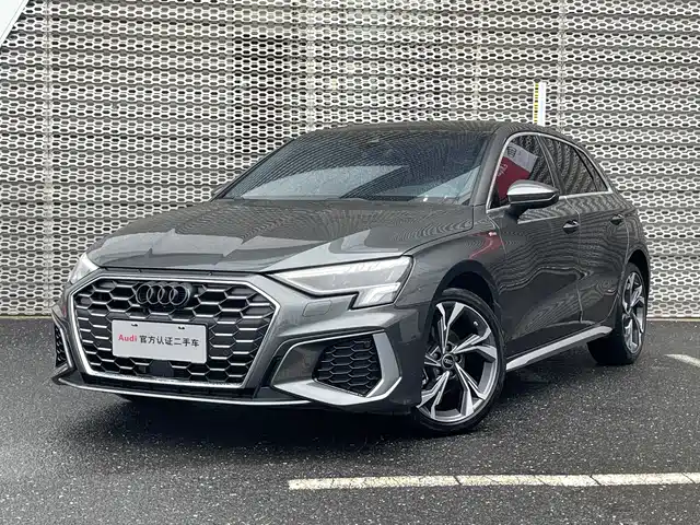 AUDI  A3 2024