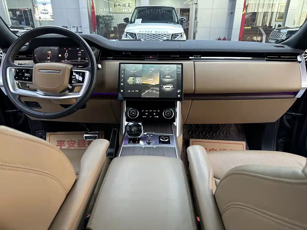 Land Rover Range Rover — миниатюра 8