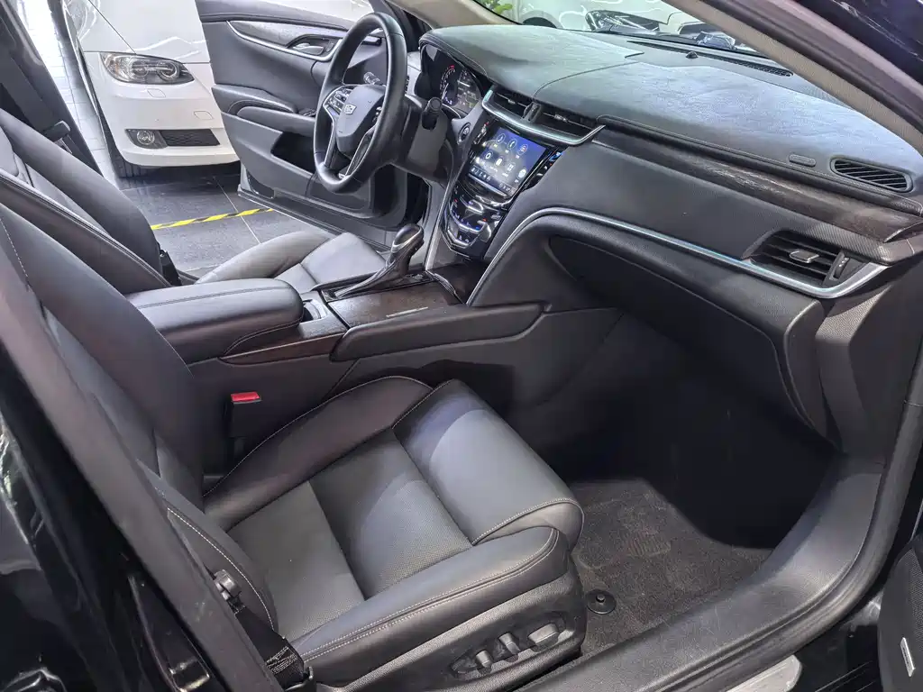 Cadillac XTS 2018 28T Elite