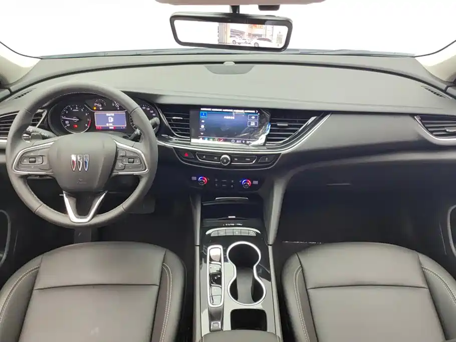 Buick Regal — миниатюра 12