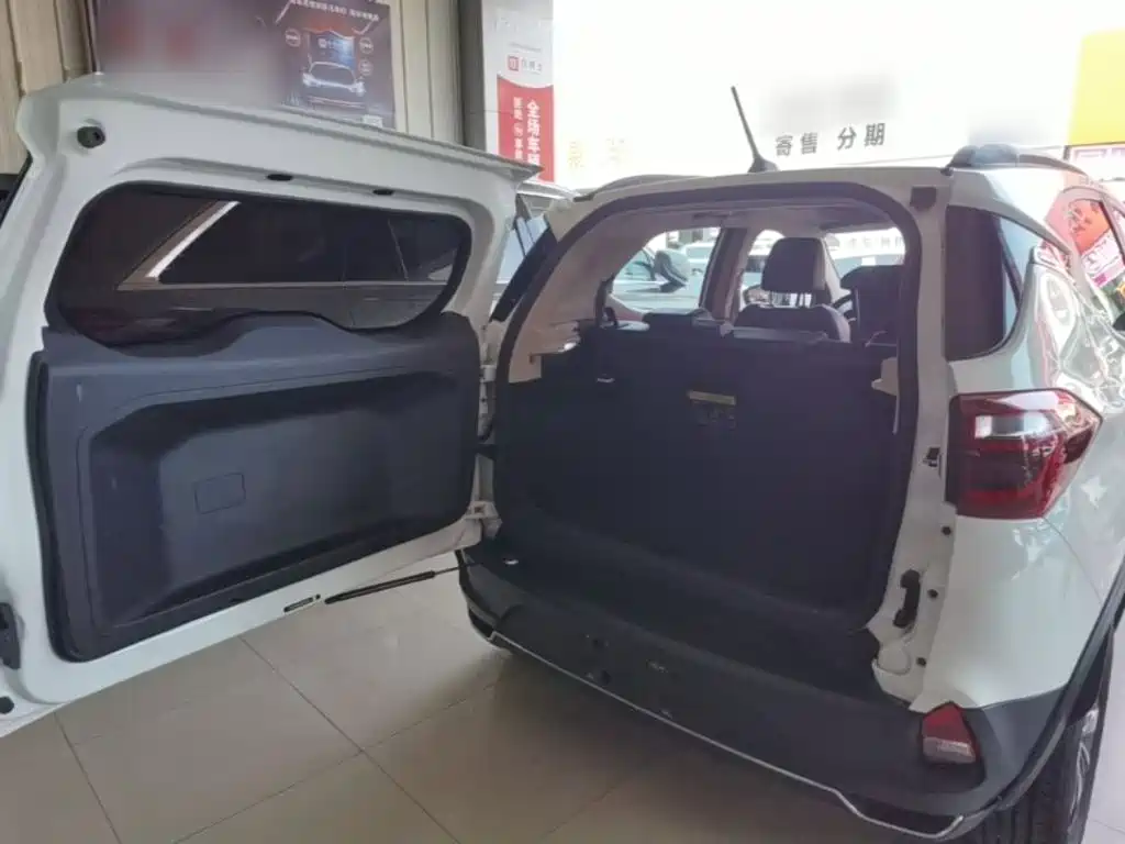 BYD Yuan EV — миниатюра 19
