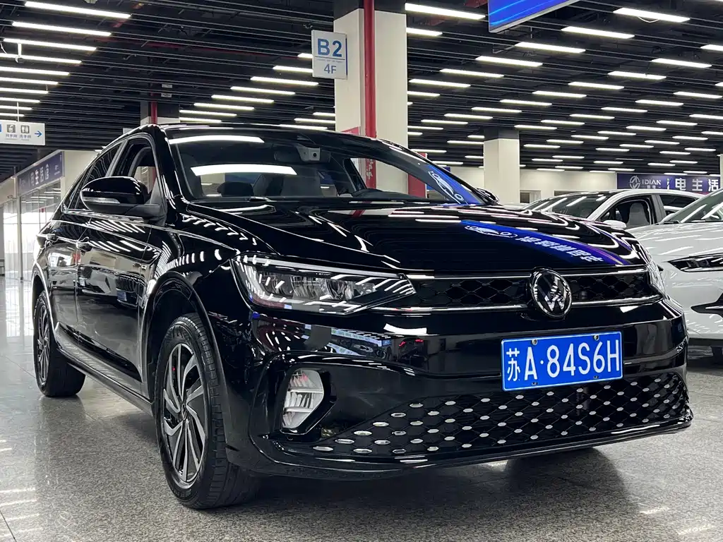 Volkswagen Lavida — миниатюра 4