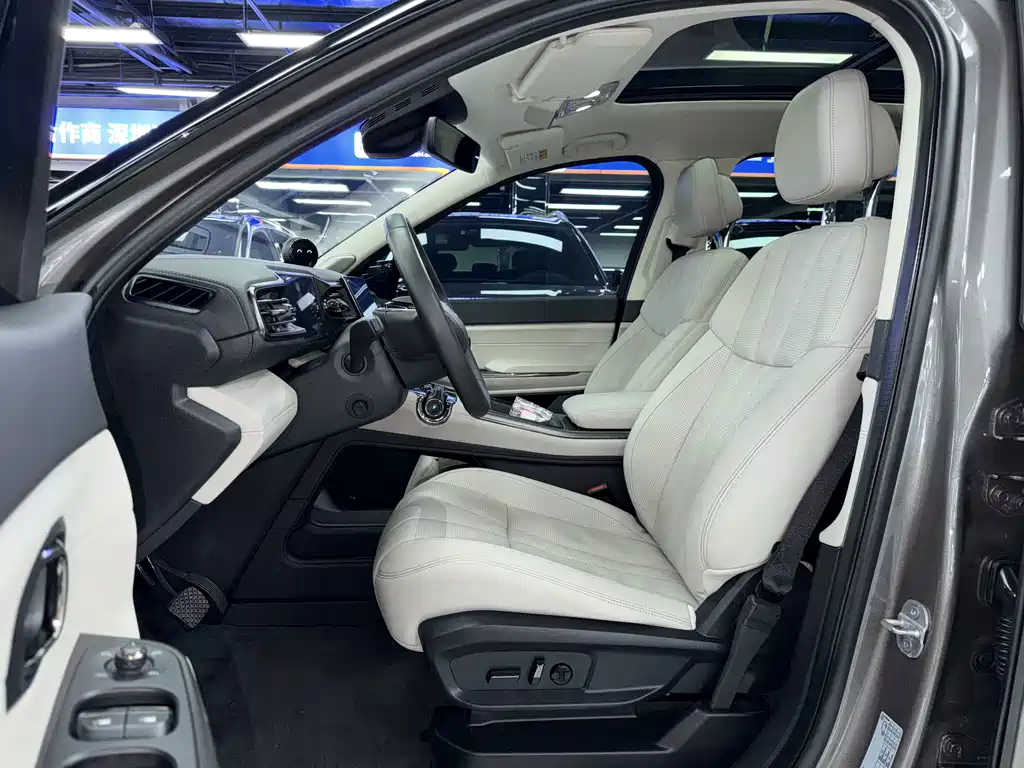 NIO ES8 — миниатюра 8