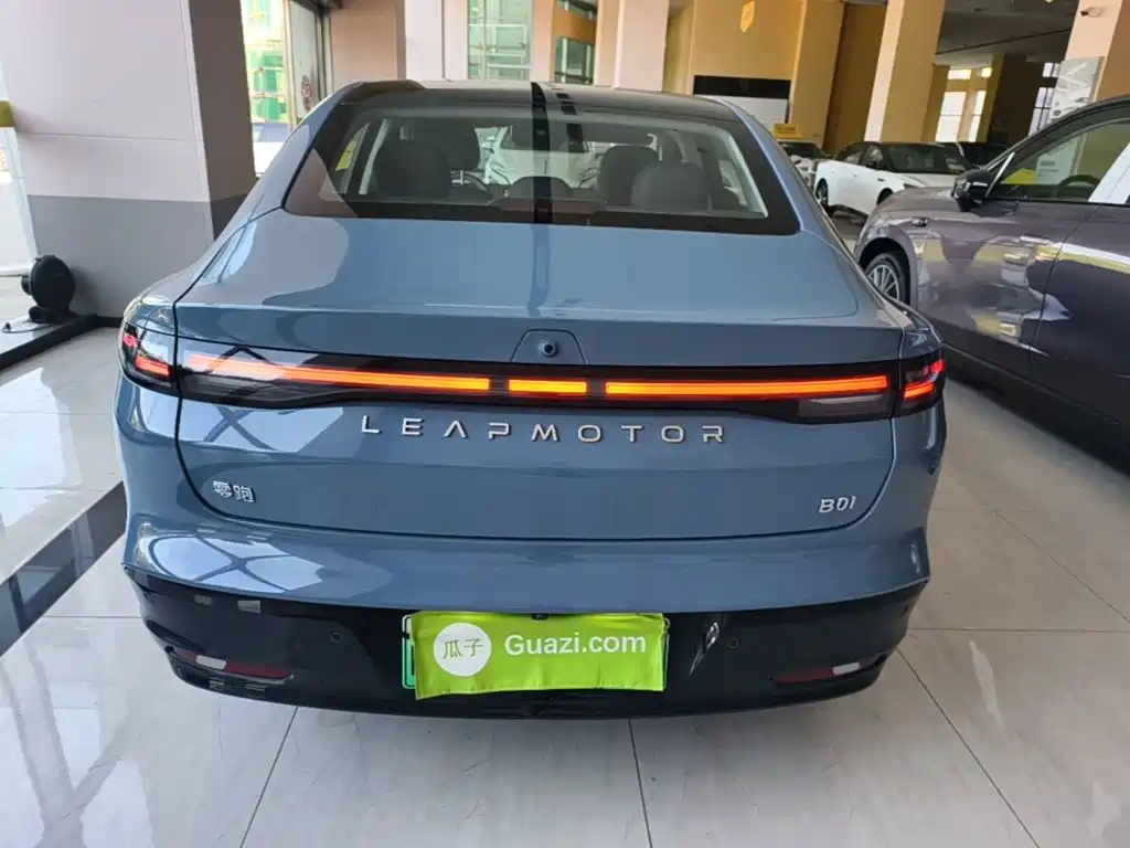 Leapmotor Ноль один. — миниатюра 6