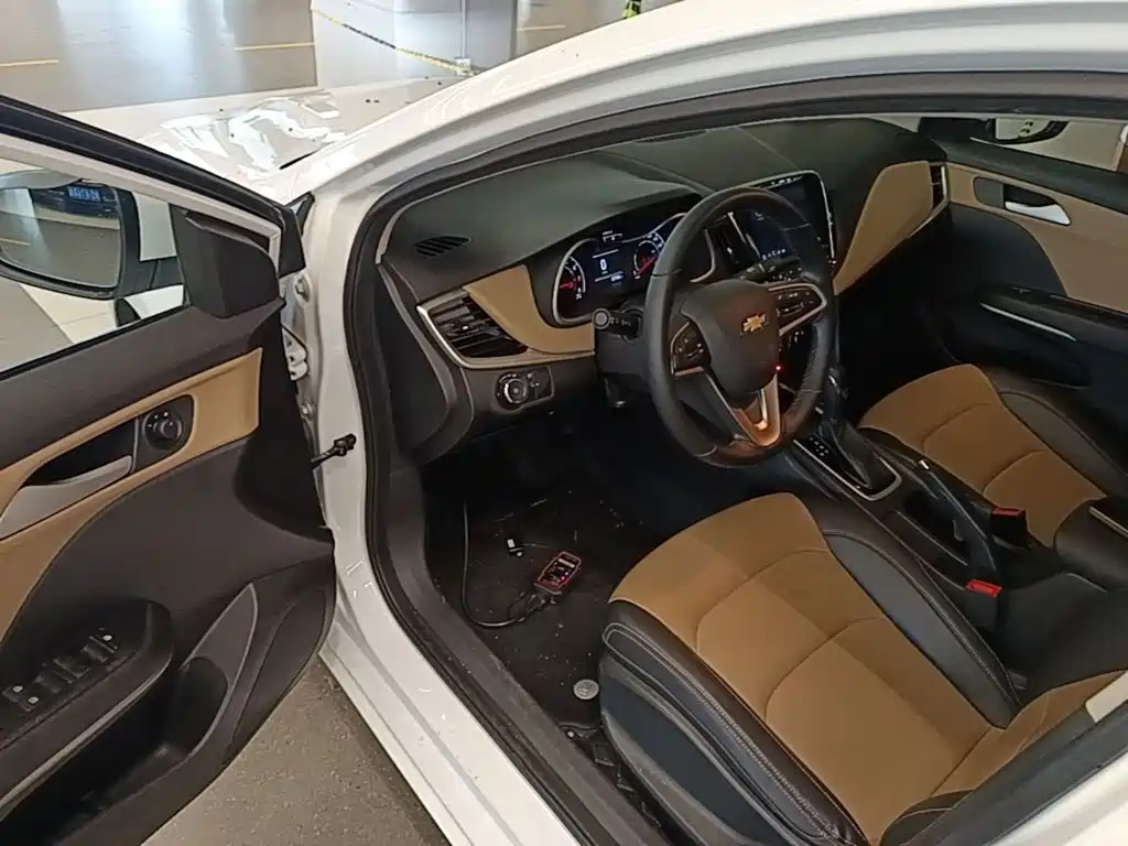 Chevrolet Monza — миниатюра 16