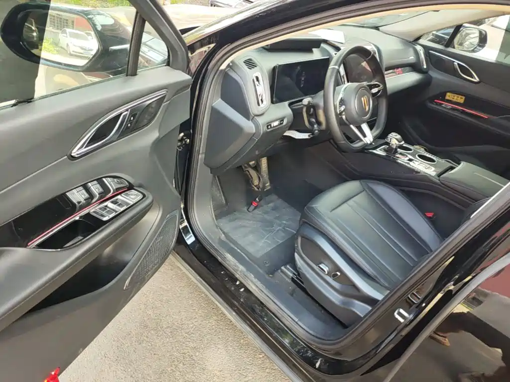 Hongqi Hongqi HS3 PHEV — миниатюра 16