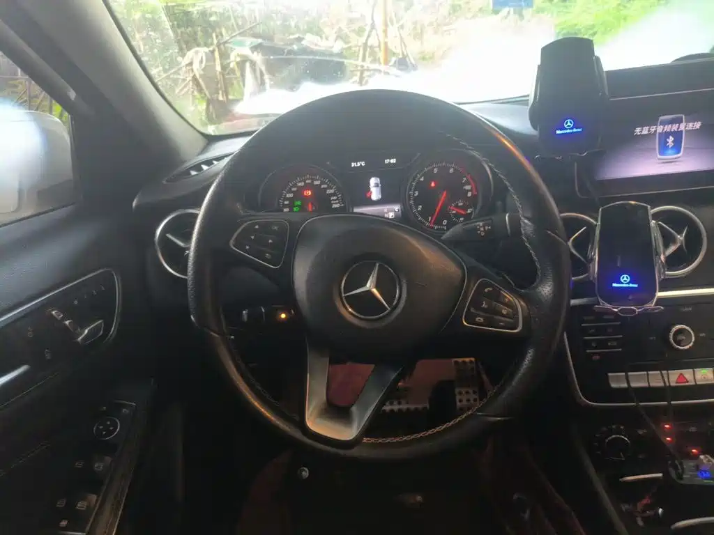 Mercedes-Benz GLA — миниатюра 3