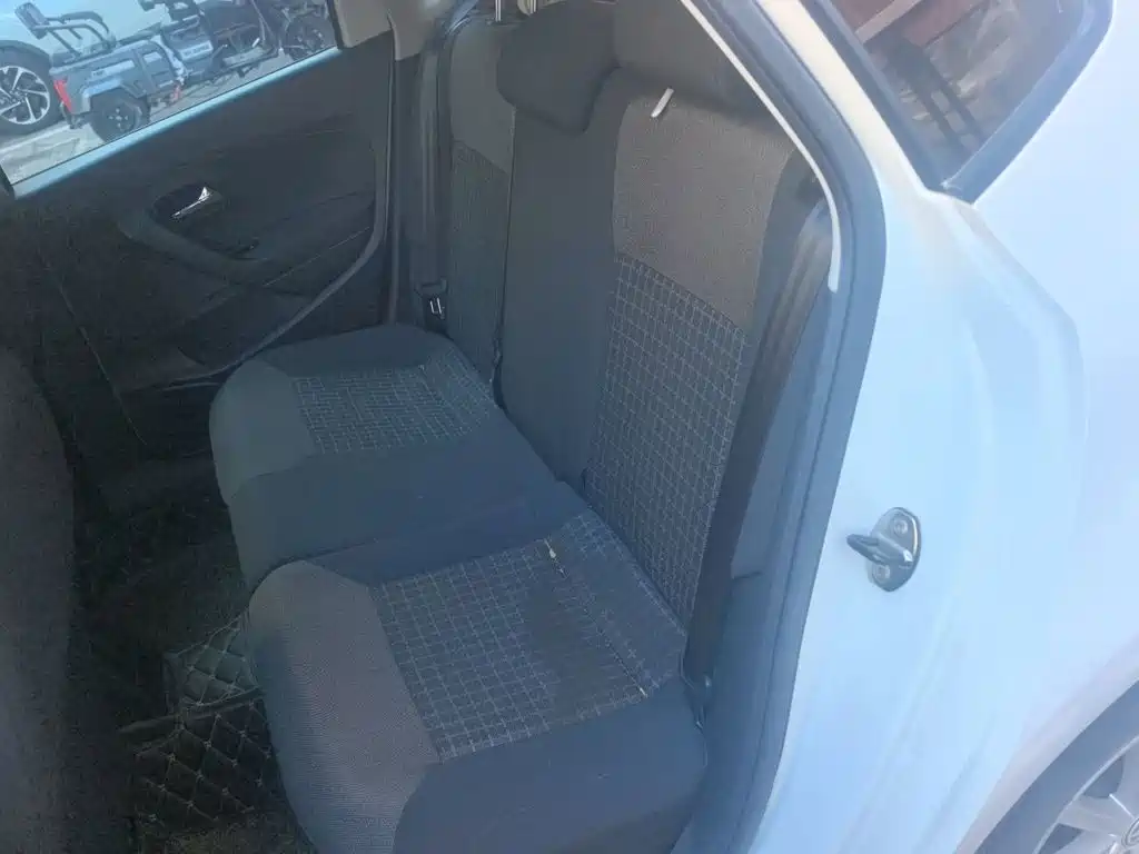 Volkswagen Polo — миниатюра 13