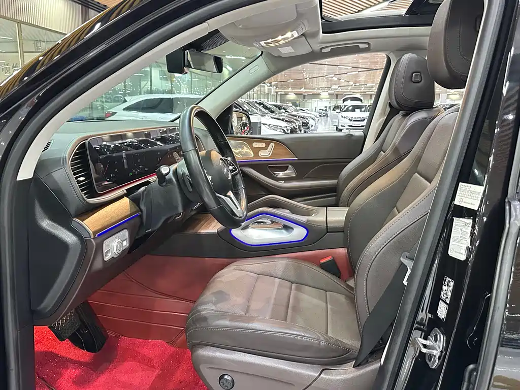 Mercedes-Benz GLE New Energy — миниатюра 12