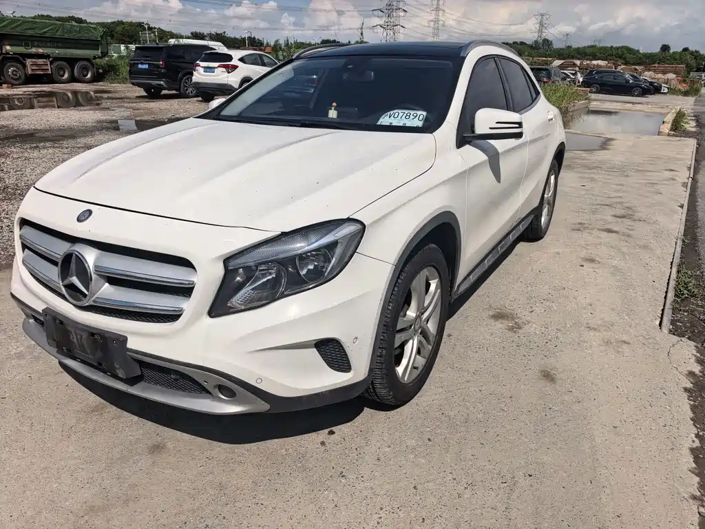 Mercedes-Benz GLA — миниатюра 3