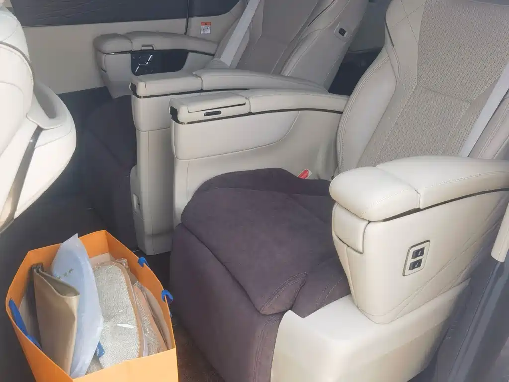 Toyota Vellfire 2024 2.5L