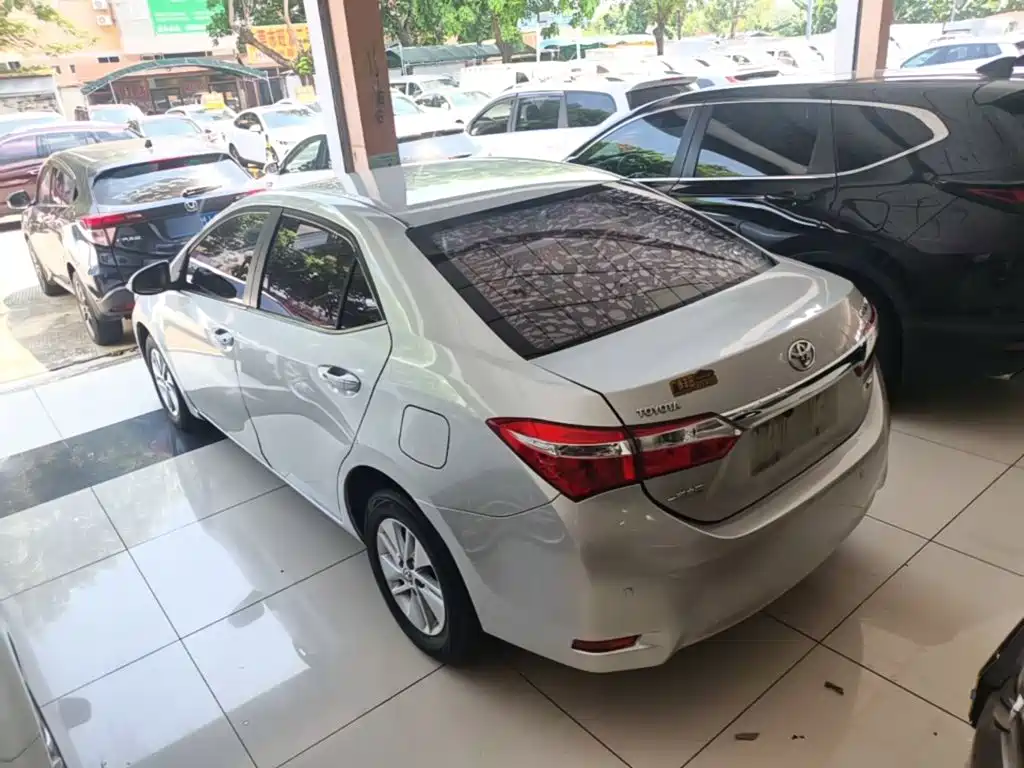 Toyota Corolla — миниатюра 5