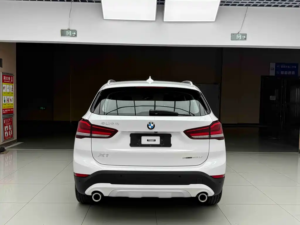 BMW X1 — миниатюра 5