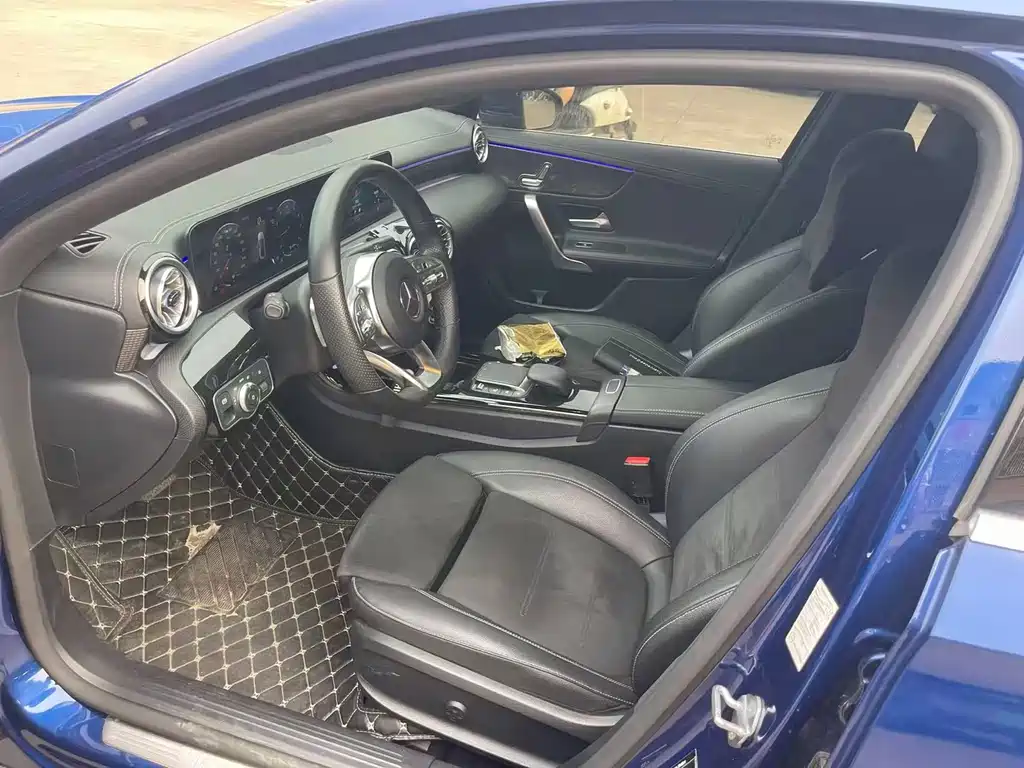 Mercedes-Benz A-Class — миниатюра 9