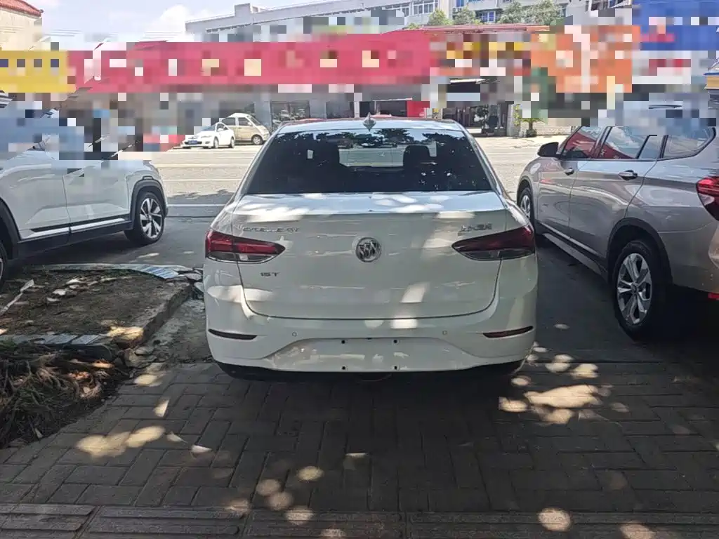 Buick Excelle — миниатюра 6