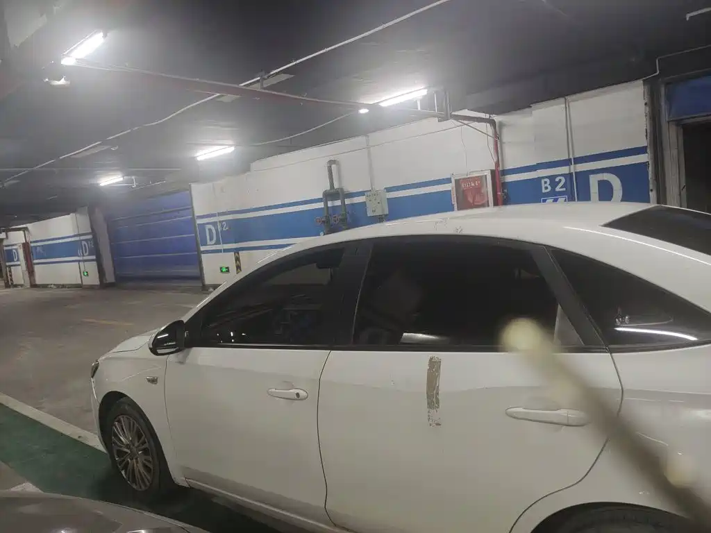 Buick Excelle — миниатюра 5