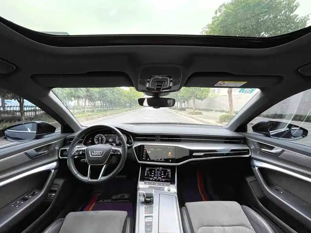 Audi A6L New Energy — миниатюра 8