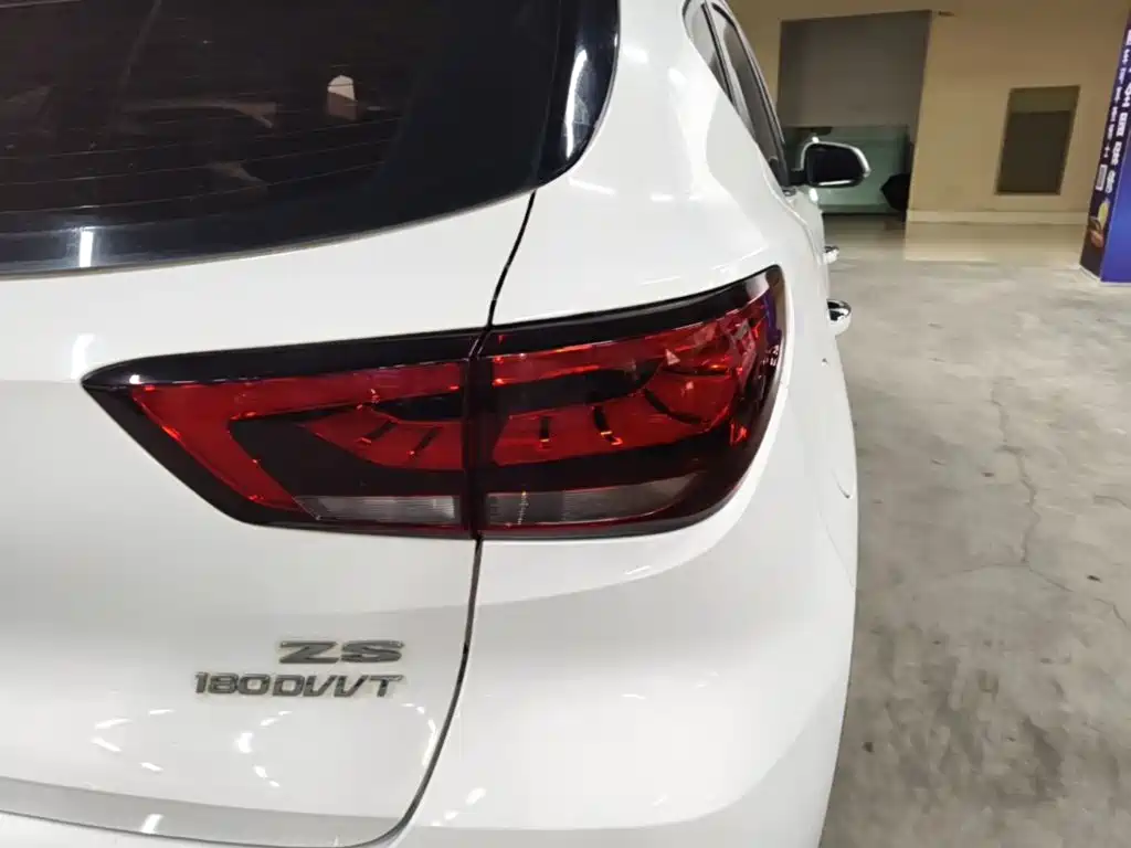 MG ZS — миниатюра 8