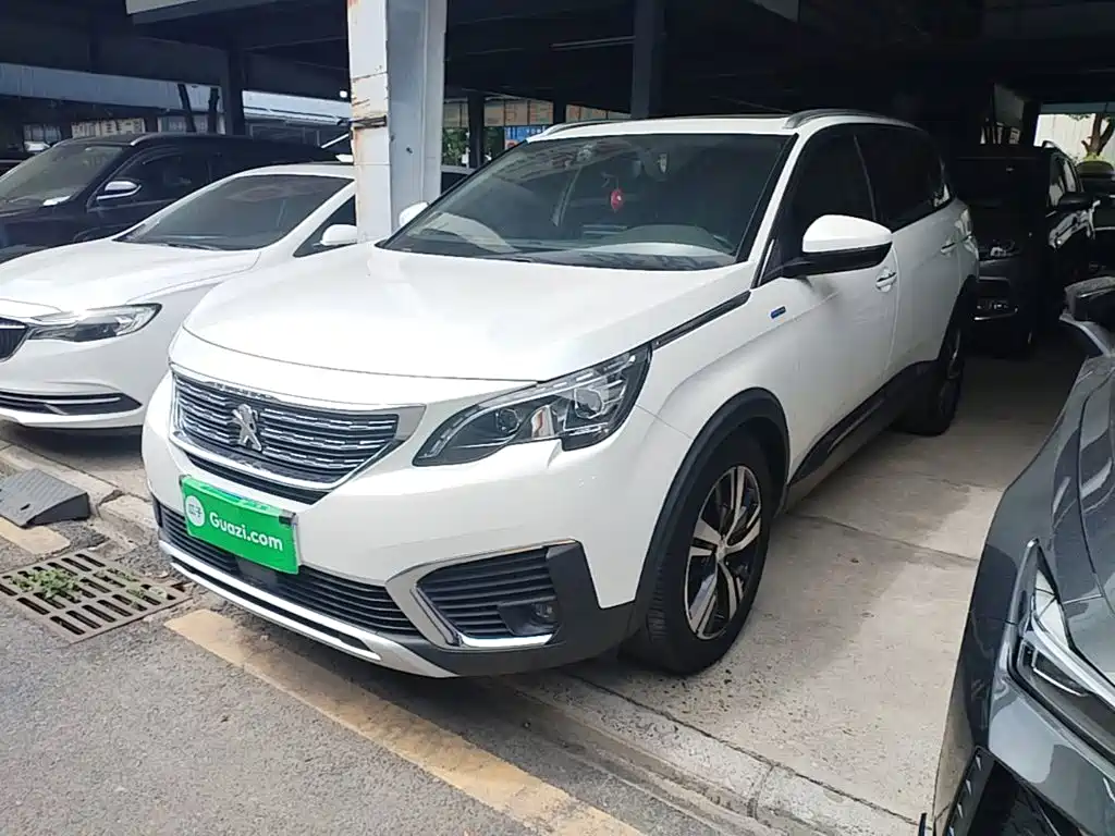 Peugeot 5008