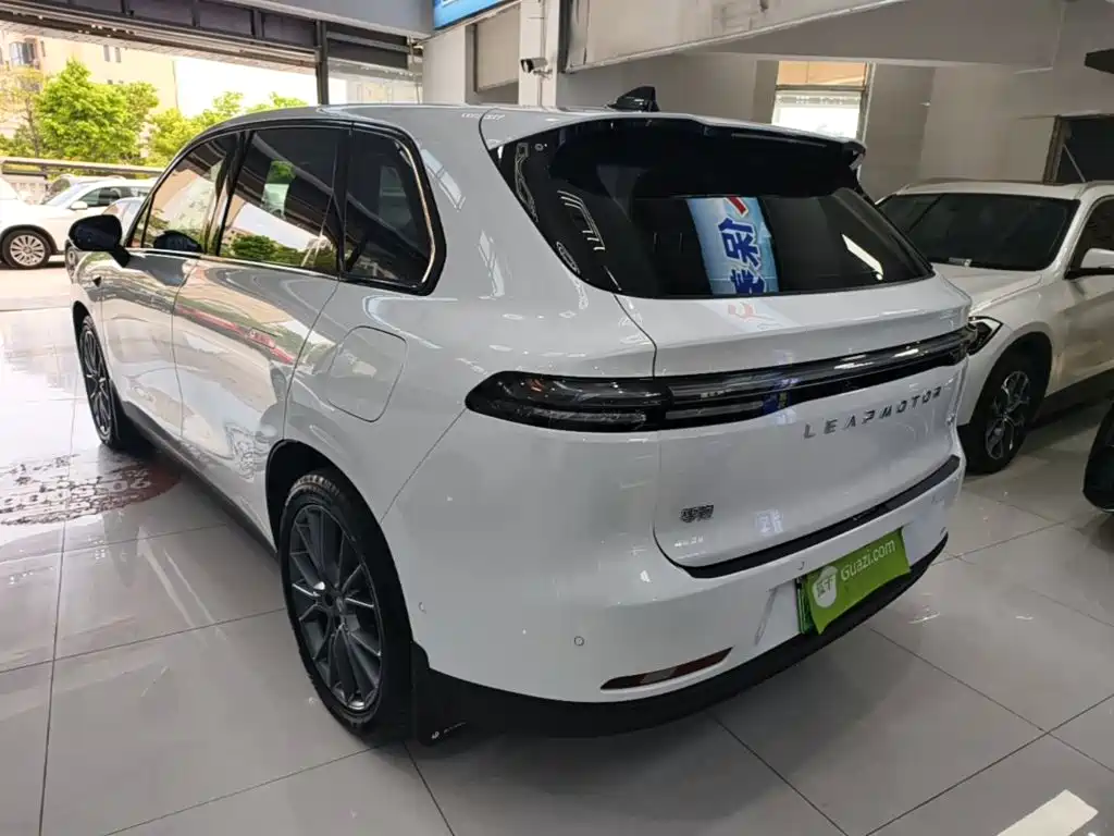Leapmotor Leapmotor C10 — миниатюра 5