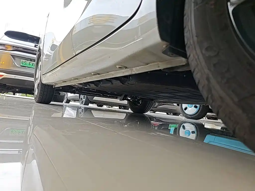 Wuling MINIEV — миниатюра 22