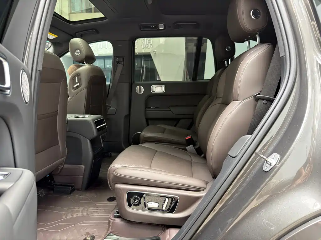 Li Auto Li L8 — миниатюра 12