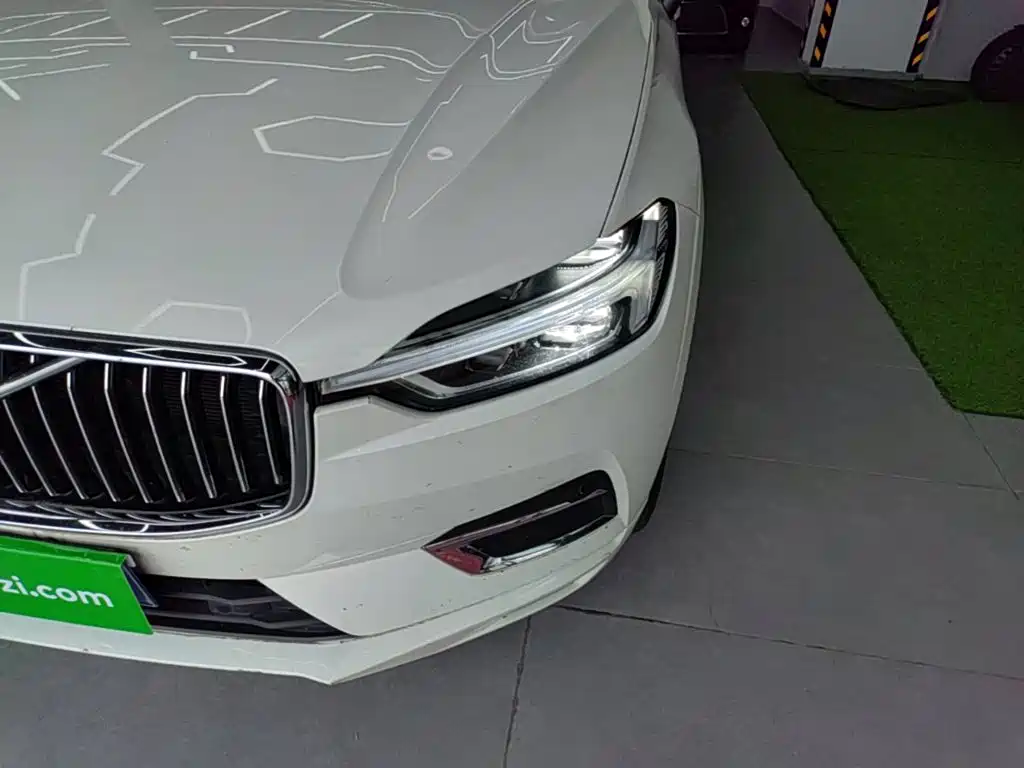 Volvo XC60 — миниатюра 24
